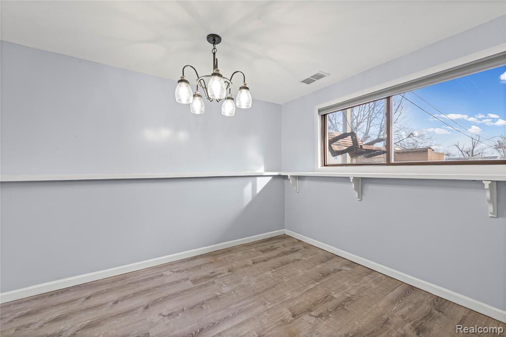 31630 E Ditner Drive, Rockwood, MI — Photo 12