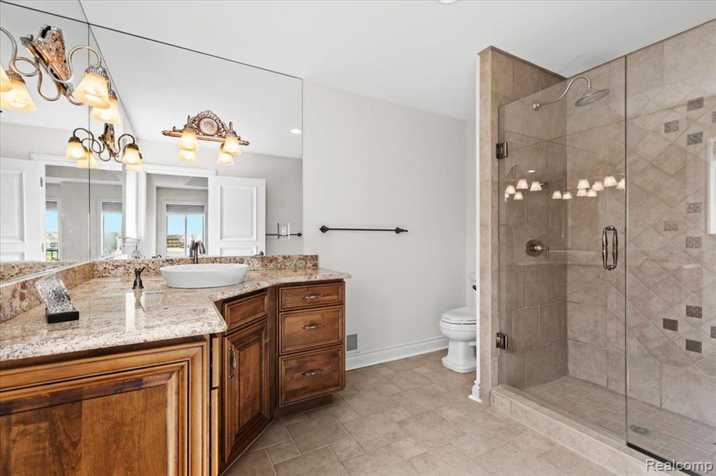 8393 BOULDER SHORES Drive, South Lyon, MI 48178 — Photo 32
