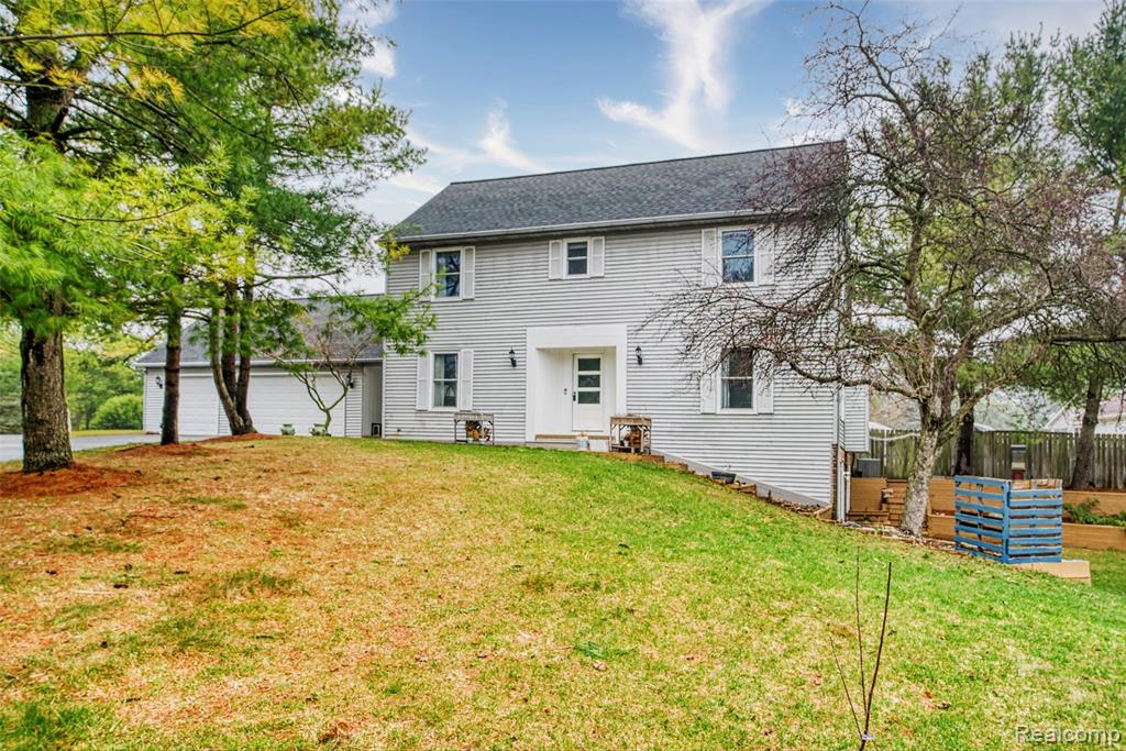 12921 Ann Lynn Drive, South Lyon, MI 48178 — Photo 3