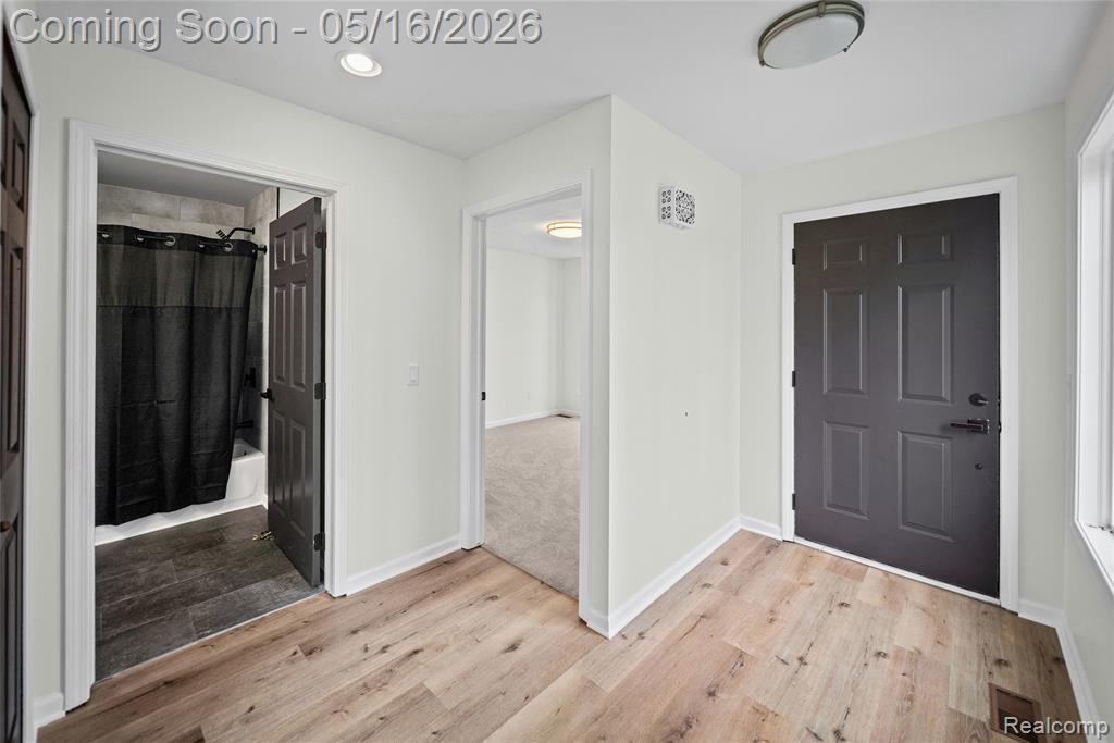 6397 Club Court W, Grand Blanc, MI 48439 — Photo 34