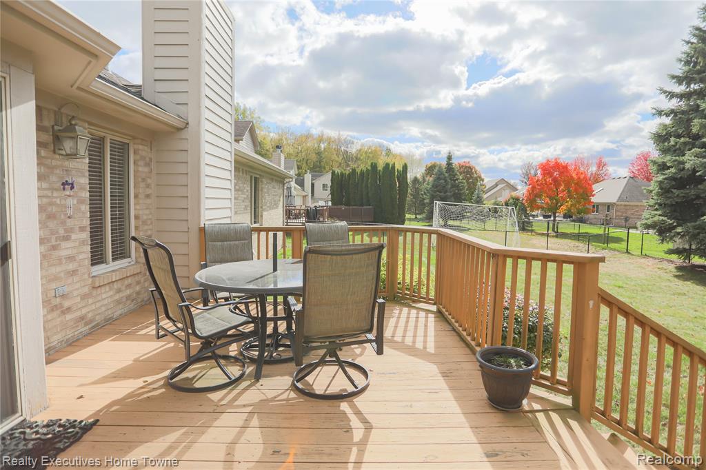 50315 Alden Drive, Macomb, MI 48044 — Photo 9