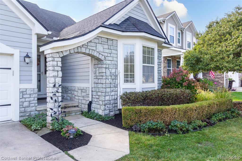 10820 Bouldercrest Drive N, South Lyon, MI 48178 — Photo 3