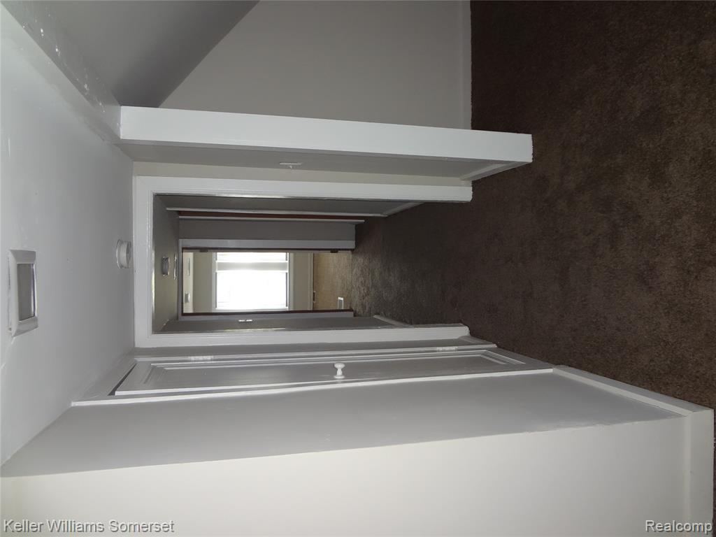 8127 Orchard Avenue, Warren, MI 48089 — Photo 19
