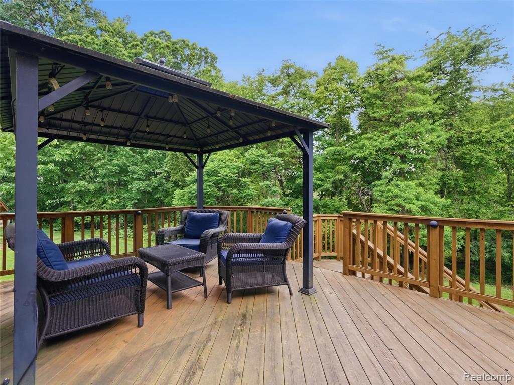 5454 Creekmonte Drive, Rochester, MI 48306 — Photo 59
