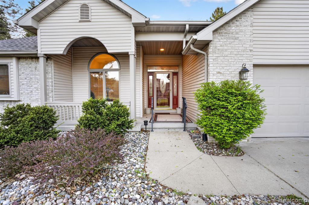 9508 Pine Needle Trail, Flushing, MI 48433 — Photo 5