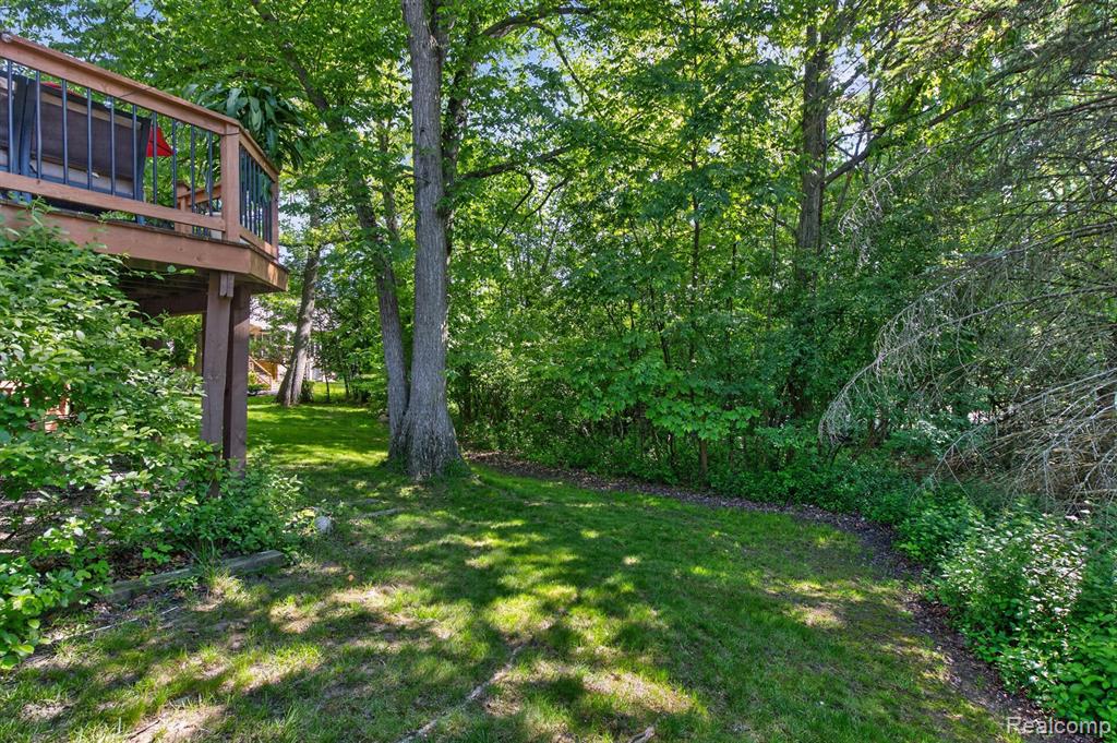 7359 Colchester Lane, West Bloomfield, MI — Photo 55