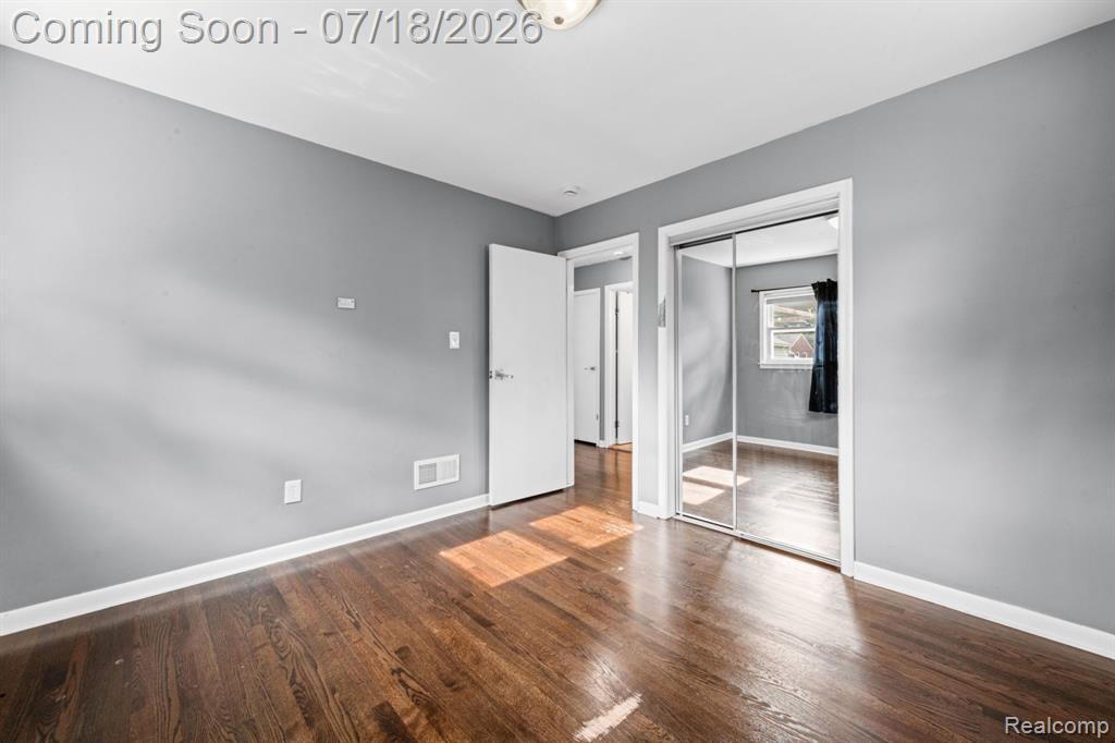 8950 Brentwood Street, Livonia, MI 48150 — Photo 17