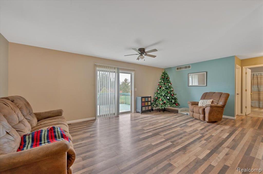 3032 OAK GROVE Road, North Branch, MI 48461 — Photo 5