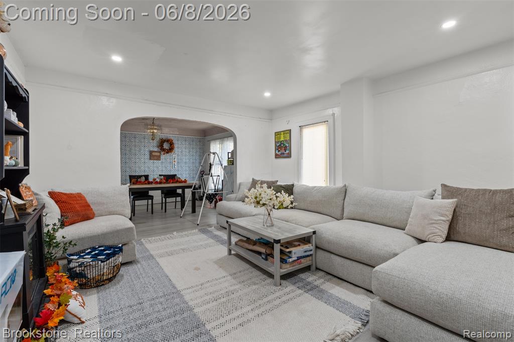 6225 Stahelin Avenue - Photo 3