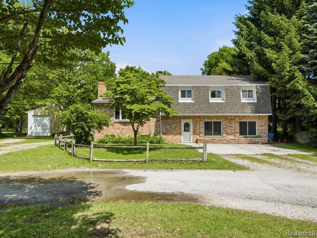 2861 Church Road, Columbus, MI