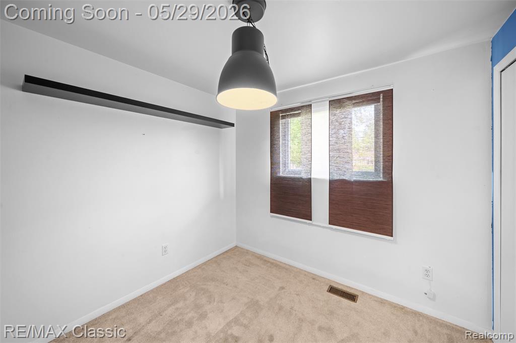 15586 Oakbrook Street, Romulus, MI 48174 — Photo 26