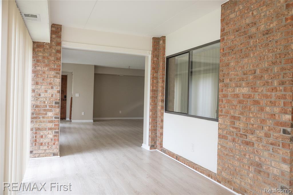 17865 University Park Drive, Livonia, MI 48152 — Photo 84
