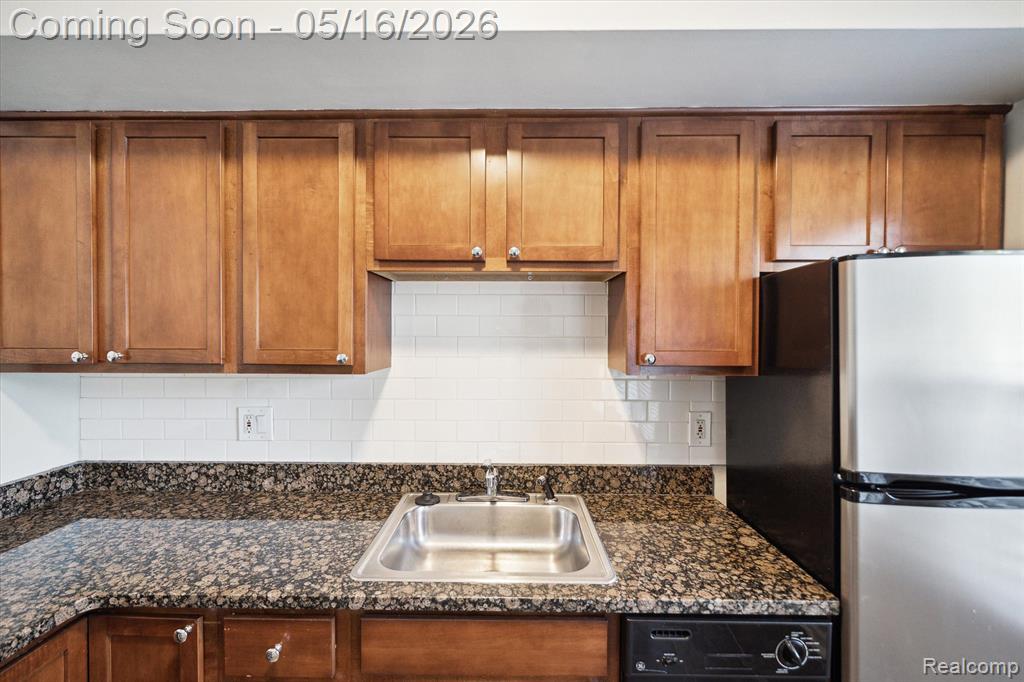 617 E Lincoln Avenue, Royal Oak, MI 48067 — Photo 10