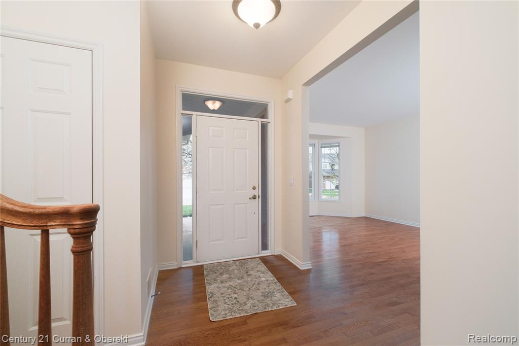 24838 Valleywood Drive, South Lyon, MI 48178 — Photo 4