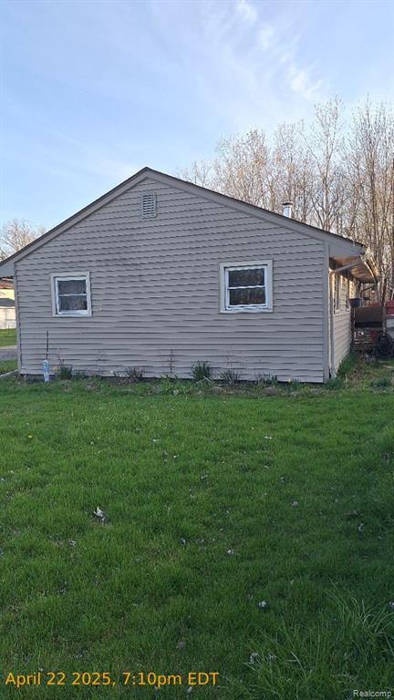 8156 S Huron River Drive, South Rockwood, MI — Photo 3