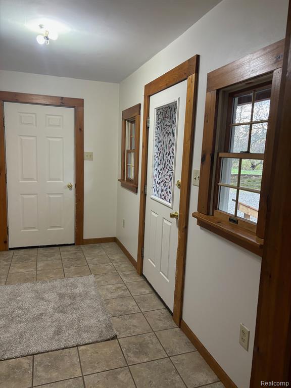 163 W HIGH Street, Metamora, MI 48455 — Photo 5