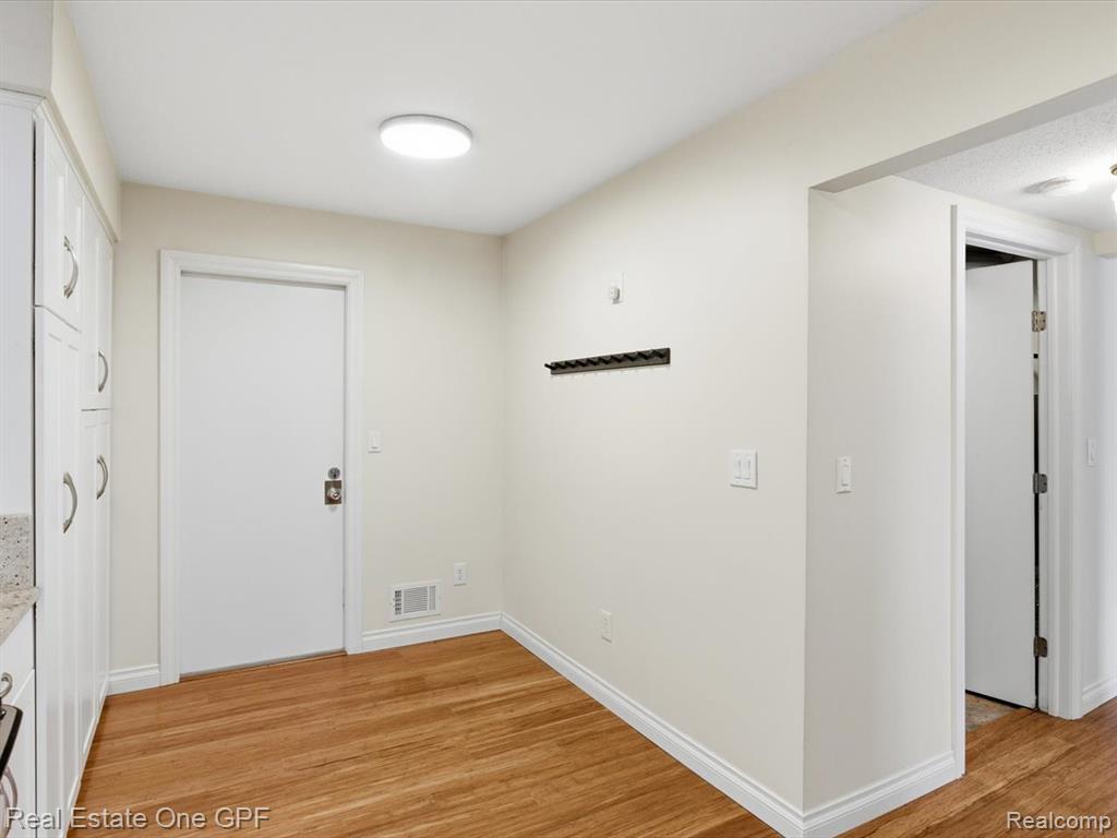 1715 River Road, 22, St. Clair, MI 48079 — Photo 21
