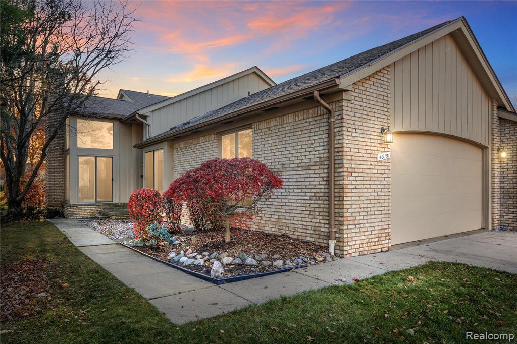 43151 W Kirkwood Drive, Clinton Twp, MI 48038 — front exterior
