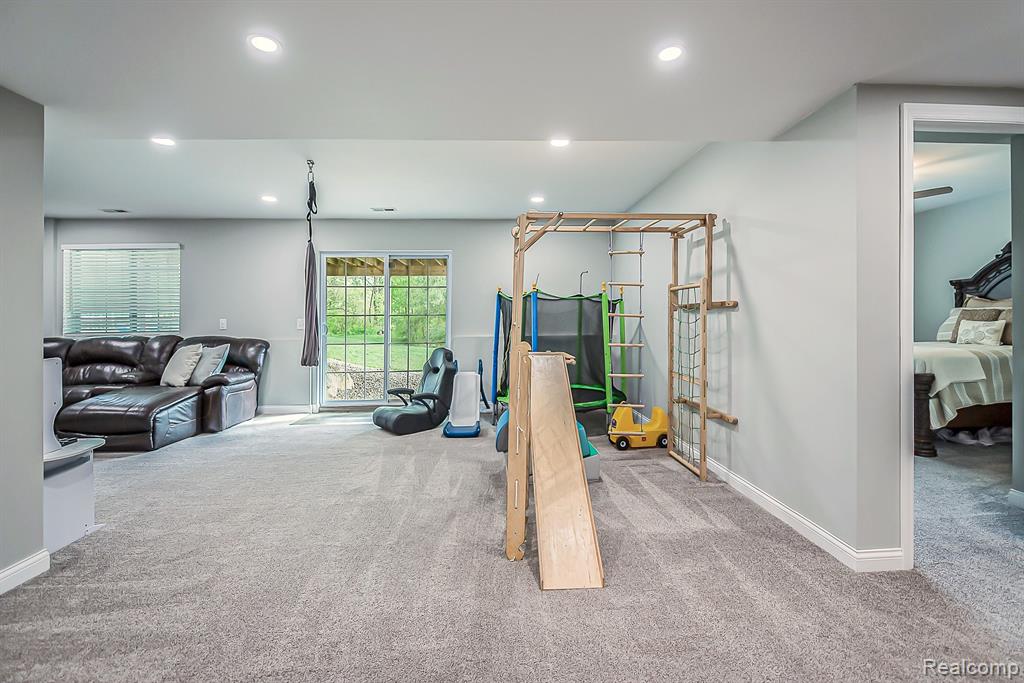 58799 CARRIAGE Lane, South Lyon, MI 48178 — Photo 28