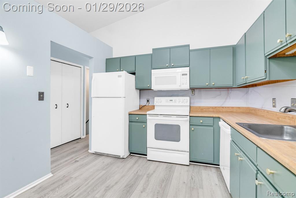 1891 Vine Way Drive, 27, Canton, MI 48188 — Photo 13