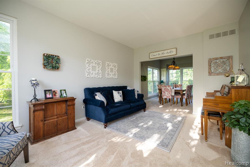 3094 Waldon Park Drive, Orion, MI — Photo 4