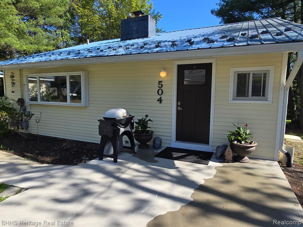 504 UNION Street, Fenton, MI 48430 — Photo 3