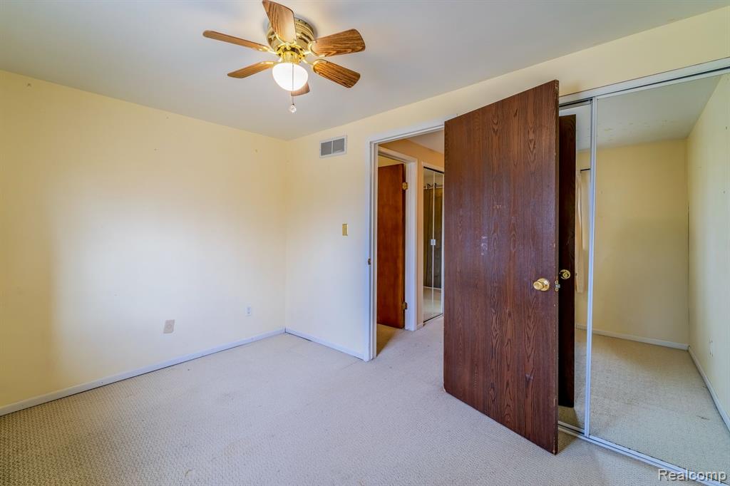 5809 HUNTINGTON Drive, Ypsilanti, MI 48197 — Photo 31