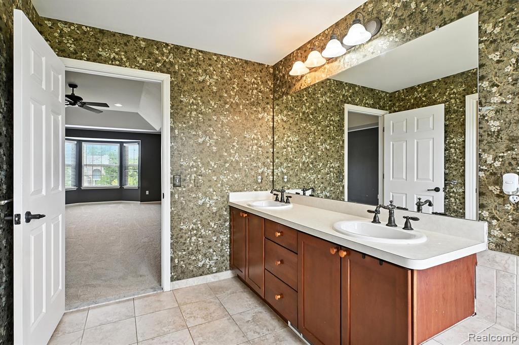9009 Potterville Drive, Willis, MI 48191 — Photo 30