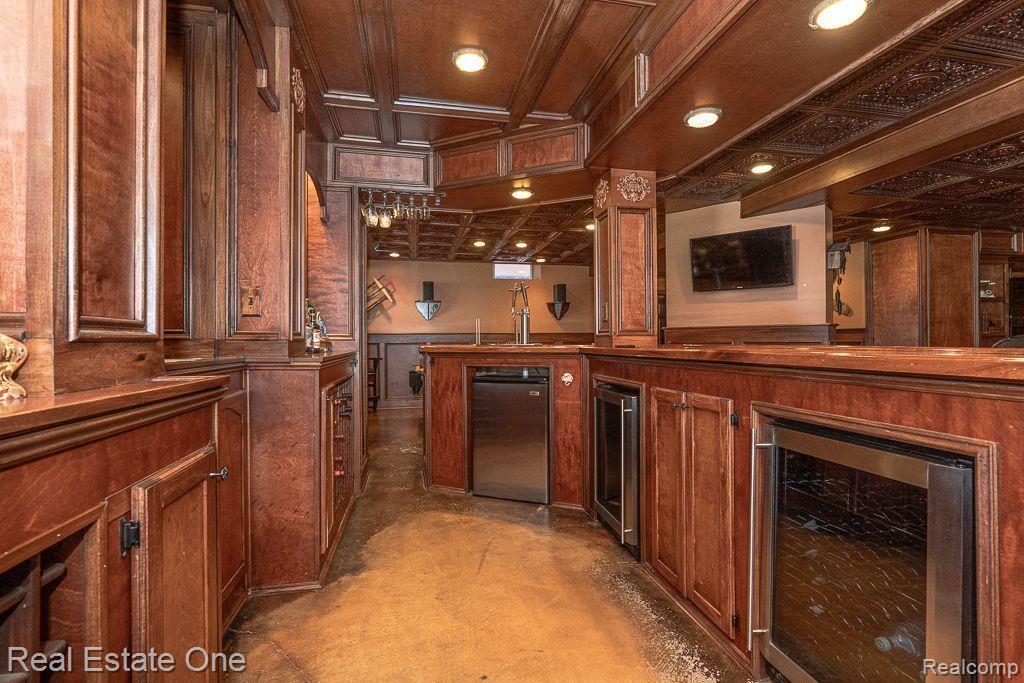 523 WYNSTONE Circle N, Oakland, MI — Photo 40