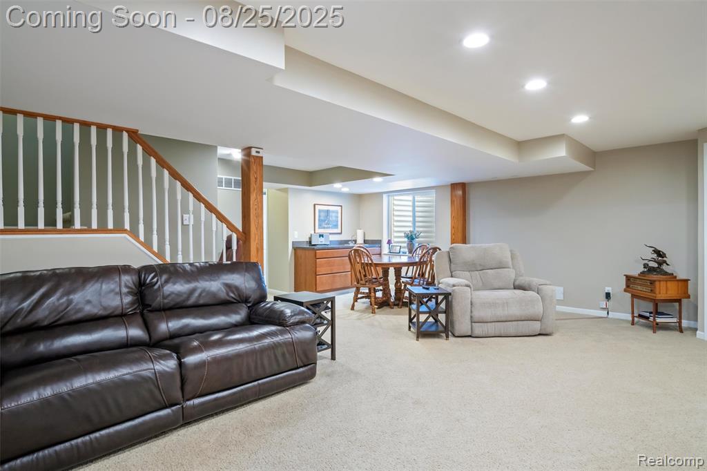 48201 Nottinghill Lane, Canton, MI 48188 — Photo 42
