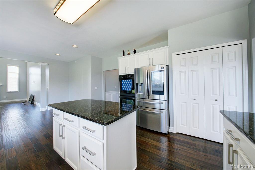49169 Founders Court, Canton, MI 48187 — Photo 18