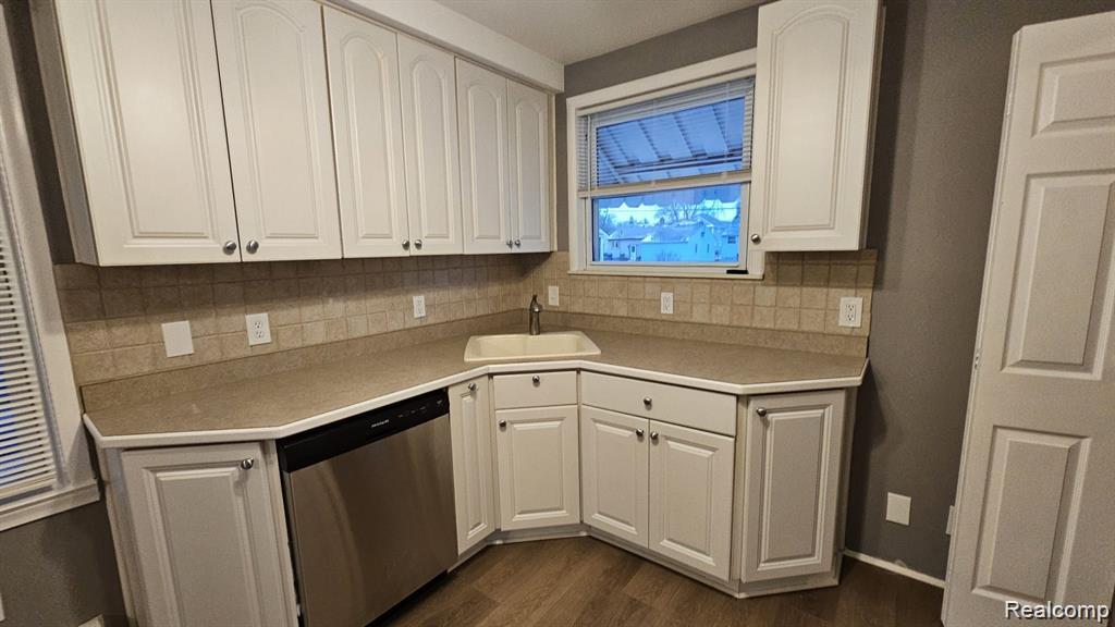 629 N VERMONT Avenue, Royal Oak, MI 48067 — Photo 5
