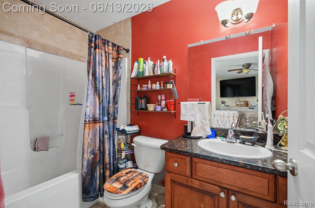 26820 Alderman Court, Harrison Township, MI — Photo 31
