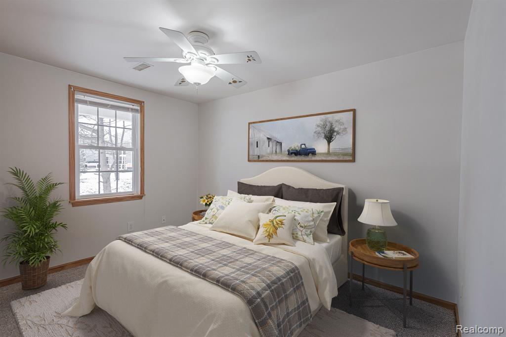 6194 E HILL Road, Grand Blanc, MI 48439 — Photo 12