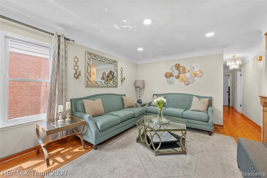 7841 Mead Street, Dearborn, MI 48126 — Photo 9