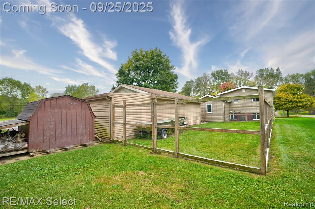 6237 E Atherton Road, Burton, MI 48519 — Photo 5