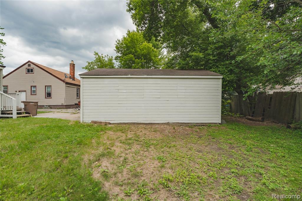 582 Lebaron Avenue, Pontiac, MI 48340 — Photo 6
