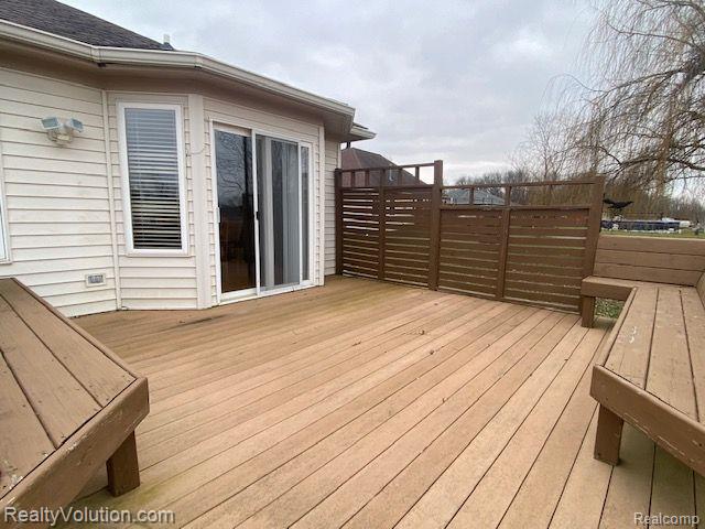 240 Deer Park S, Capac, MI 48014 — Photo 28