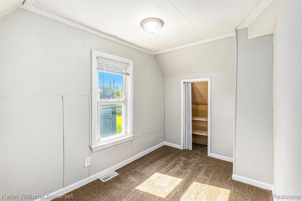 8427 Timken Avenue, Warren, MI 48089 — Photo 13