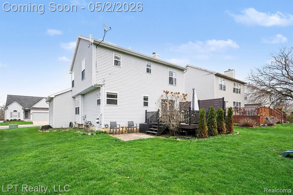 406 Mill Pond Drive, Fenton, MI 48430 — Photo 24