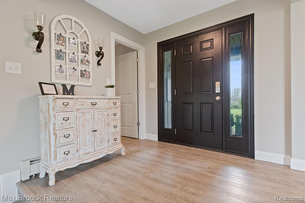 5790 JEFFERSON Road, North Branch, MI 48461 — Photo 4