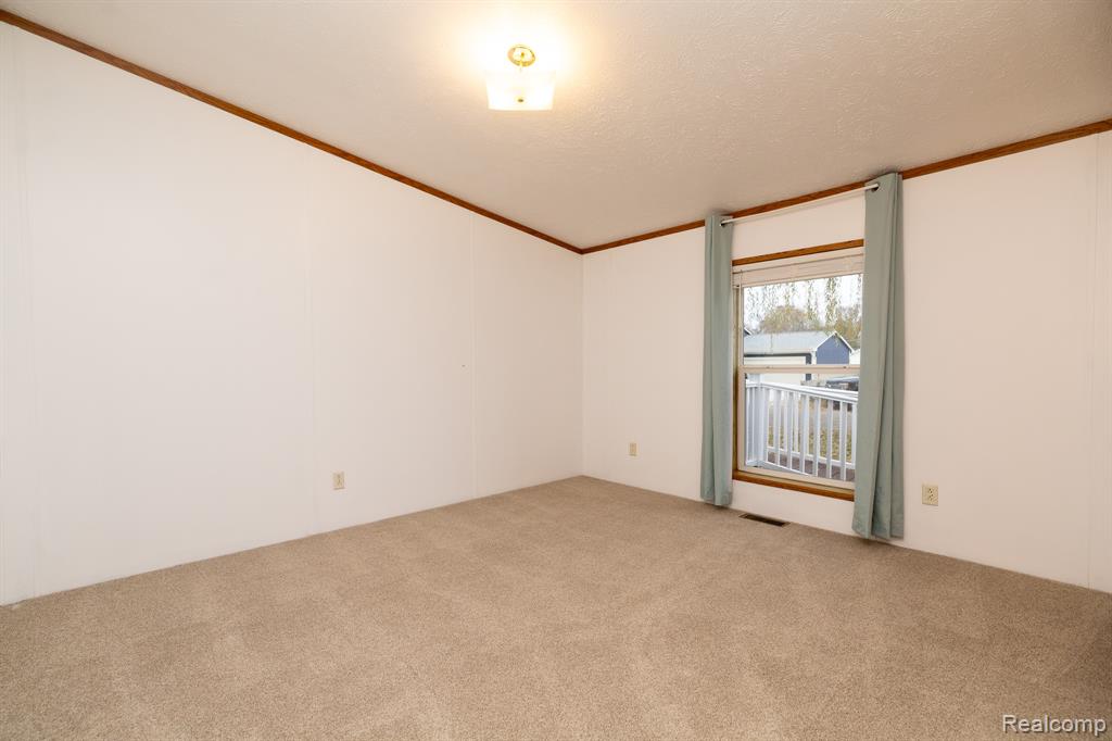 9198 Ashdown Avenue, White Lake, MI — Photo 22