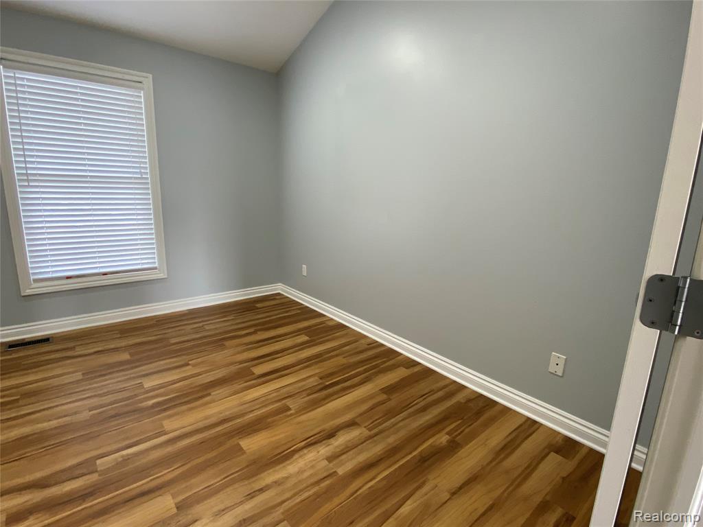 45717 GRAYSTONE Lane, Canton, MI 48187 — Photo 21