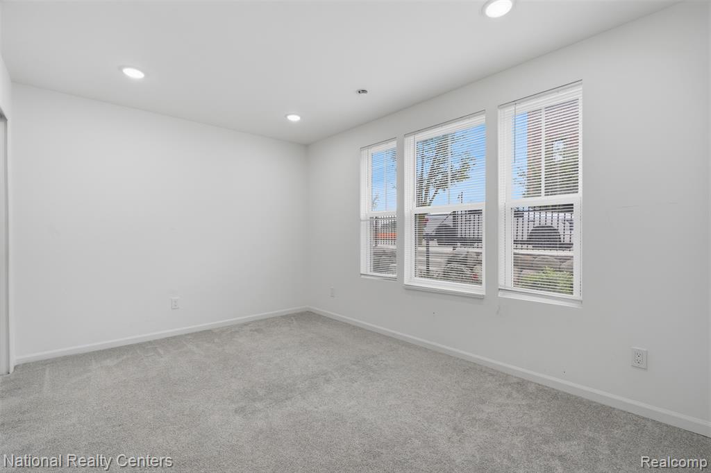 43034 Atwood Avenue, Novi, MI — Photo 21