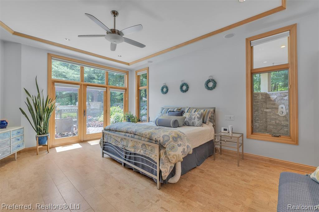 12196 Woodline Drive, Fenton, MI 48430 — Photo 40