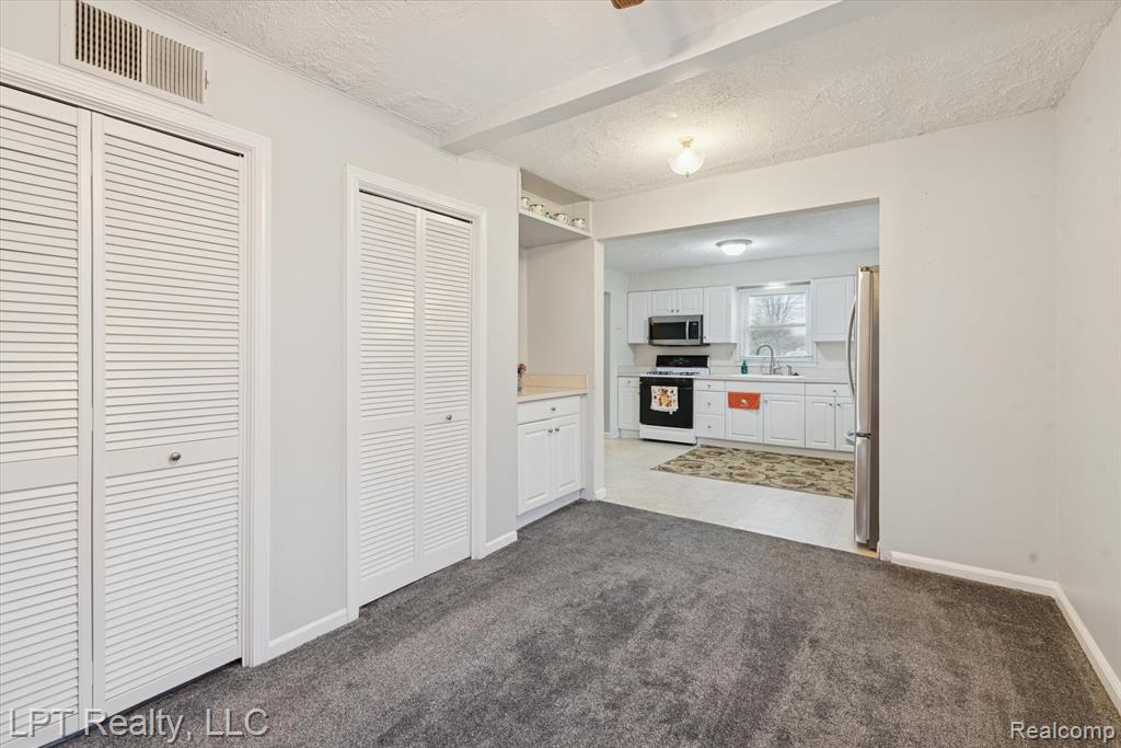 5172 Hazel Street, Dearborn Heights, MI 48125 — Photo 12