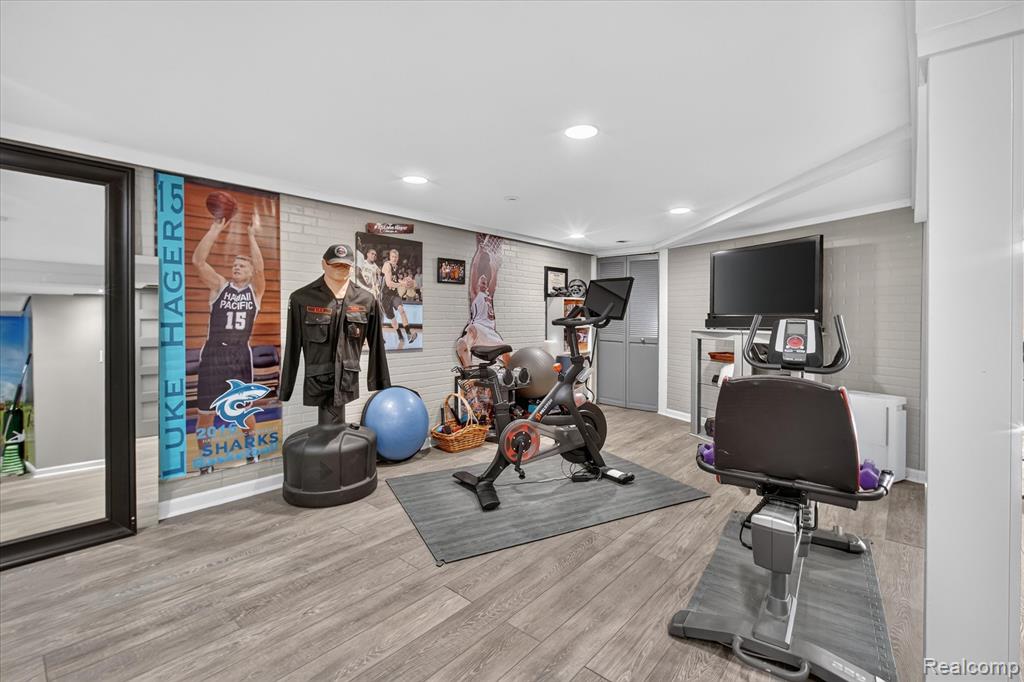 5050 Surfwood Drive, Commerce Twp, MI 48382 — Photo 46