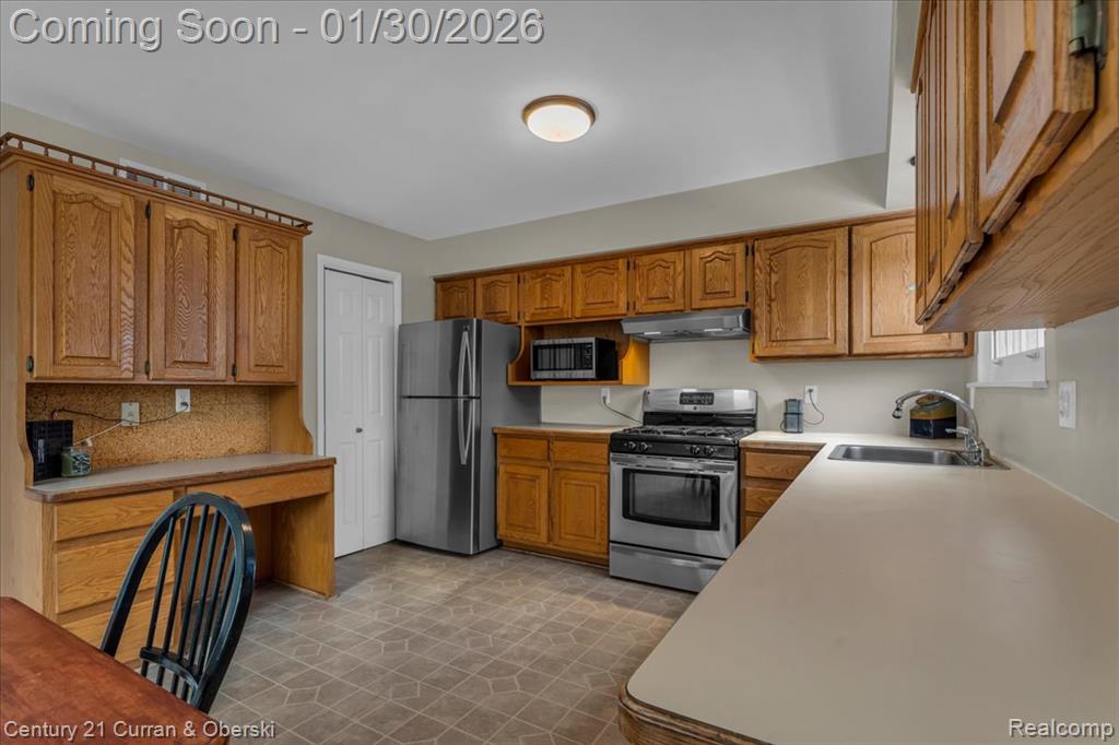 42154 Farragut Court, Northville, MI 48167 — Photo 13