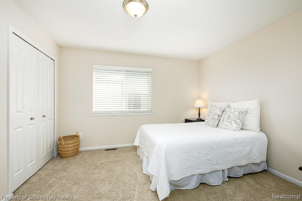 8730 Columbia Circle, Canton, MI 48187 — Photo 15