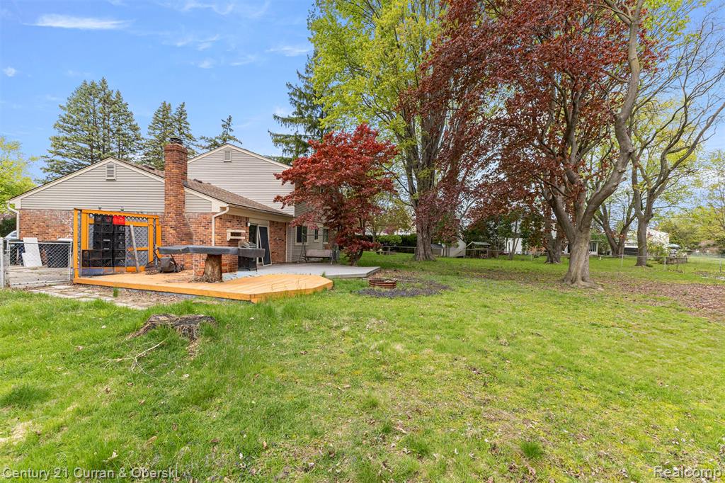 8834 Dublin Way, Sterling Heights, MI 48314 — Photo 31